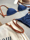 Biquíni Cortininha + Lacinho Carmel Blue Jeans com Caramelo